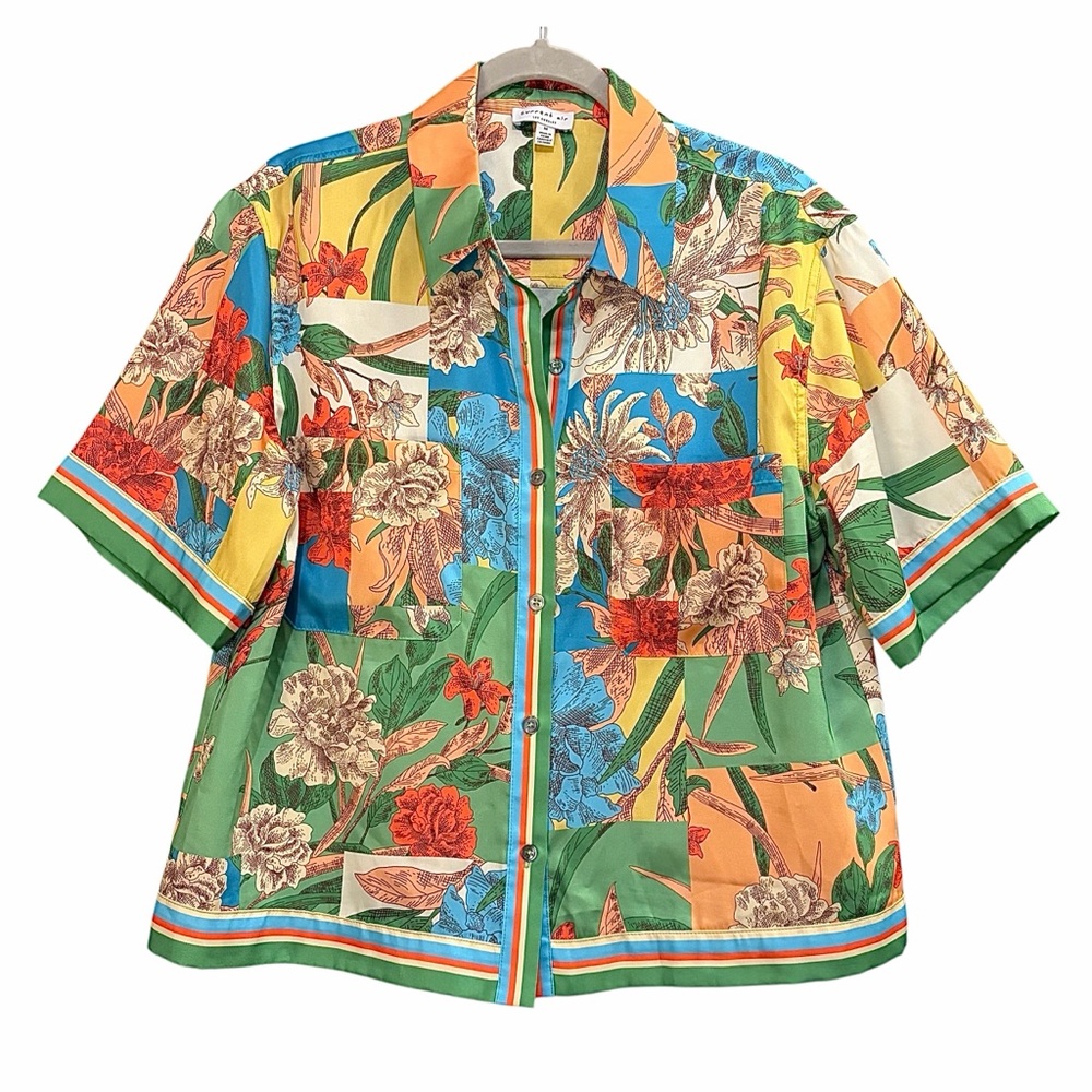 Current Air Tropical Color Block Print
Button Up Top Size M